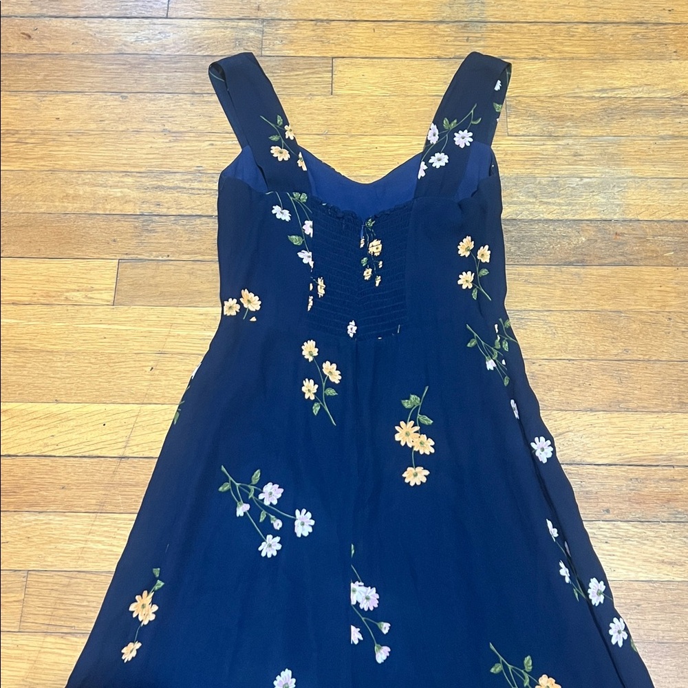 Reformation The Fulton Midi Dress in Navy Floral, size 4 - Picture 13 of 16